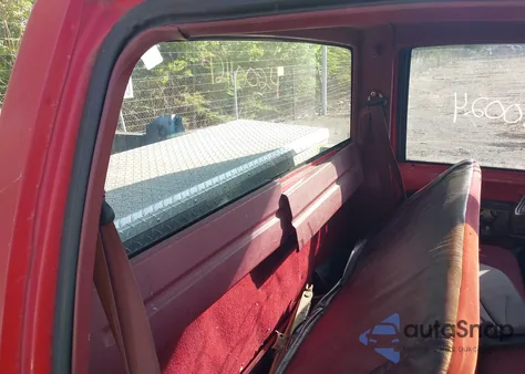 1988 Chevrolet Gmt-400 C1500 из США, поврежденный, VIN 2GCDC14K8J1127210